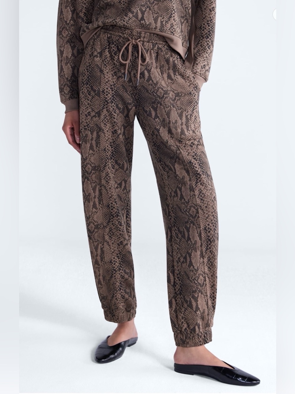 Scoop Women’s New Scubaknit Barrel Pants